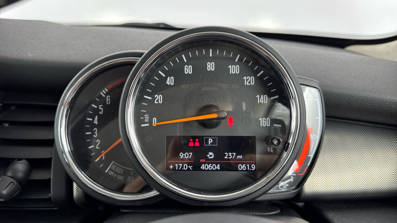 MINI Hatchback 2.0 Cooper S Exclusive II 3dr Auto Petrol Hatchback